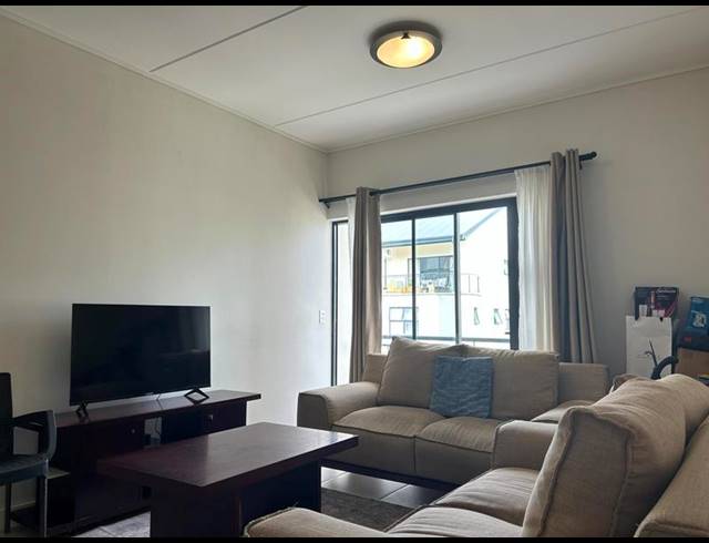 1 BEDROOM APARTMENT FOR SALE IN SANDOWN